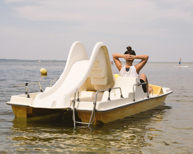 location-pedalo-lac-biscarrosse